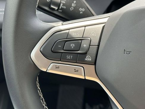 New 2026 Volkswagen Tiguan SE AWD/4WD image 16