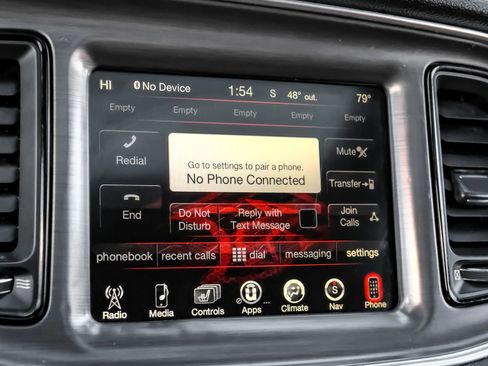 Used 2015 Dodge Challenger R/T Plus image 27