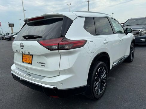 Used 2024 Nissan Rogue Platinum w/ Platinum Premium Package AWD/4WD image 3