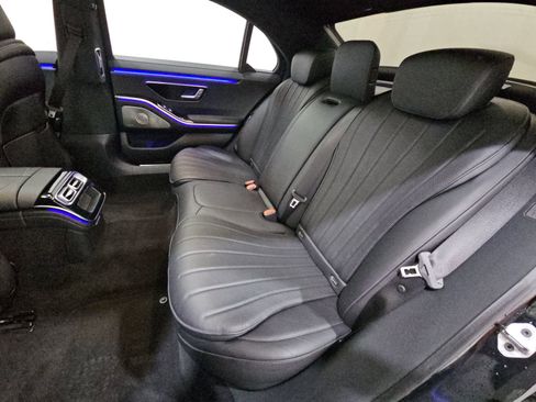 Used 2023 Mercedes-Benz S 500 4MATIC image 14