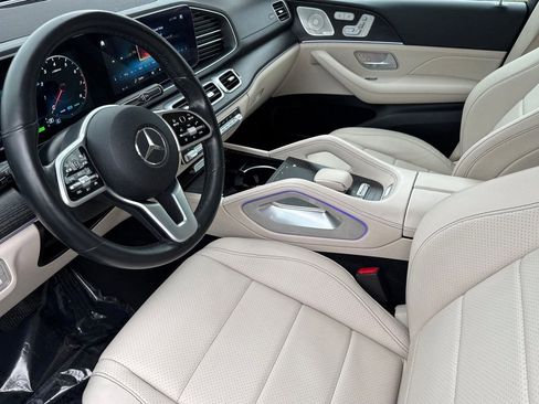 Used 2021 Mercedes-Benz GLS 450 4MATIC image 4