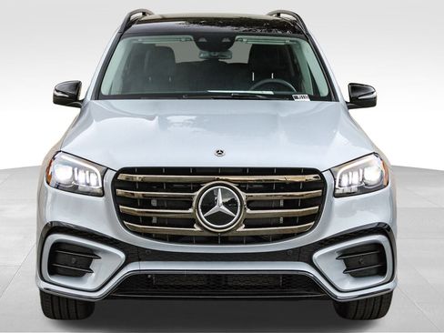 New 2026 Mercedes-Benz GLS 450 4MATIC image 2