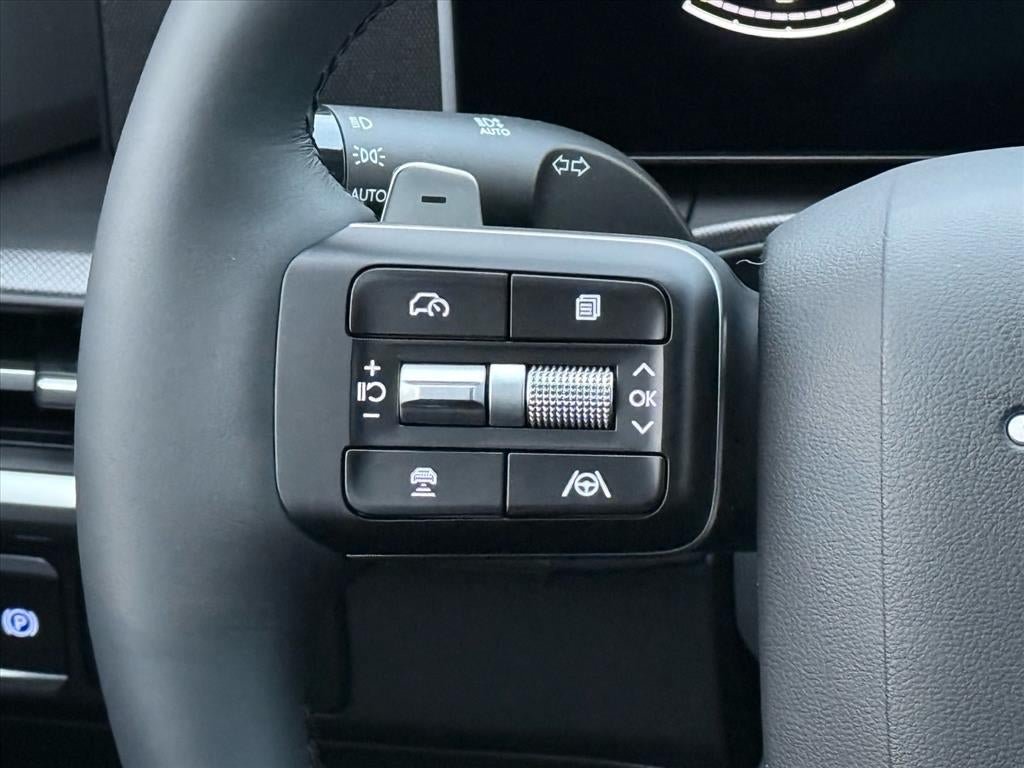 Used 2026 Hyundai Santa Fe SEL FWD image 19