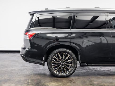Used 2025 INFINITI QX80 Autograph w/ Autograph Exterior Package AWD/4WD image 24