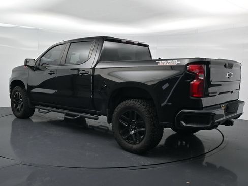 Used 2022 Chevrolet Silverado 1500 Custom Trail Boss w/ Midnight Edition AWD/4WD image 5
