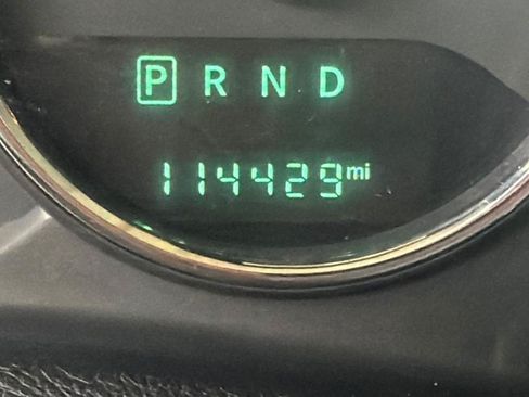 Used 2018 Jeep Wrangler Unlimited Sahara w/ Connectivity Group AWD/4WD image 15