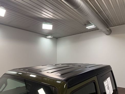 Used 2022 Jeep Wrangler Willys image 39