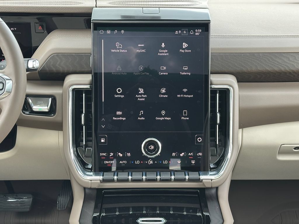 New 2026 GMC Yukon Denali w/ Denali Reserve Package AWD/4WD image 11