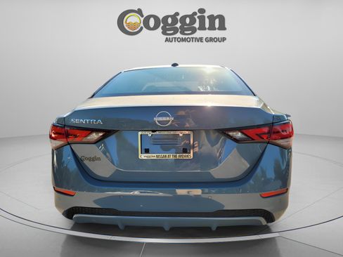 New 2025 Nissan Sentra SV image 3