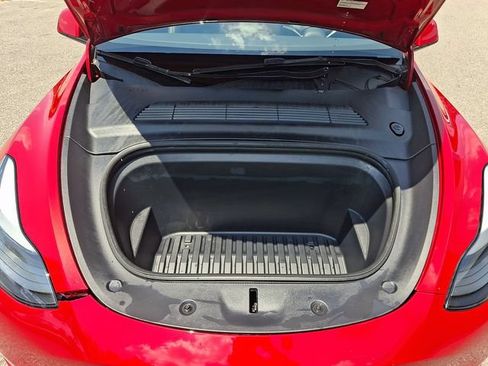 Used 2023 Tesla Model Y Long Range AWD/4WD image 29
