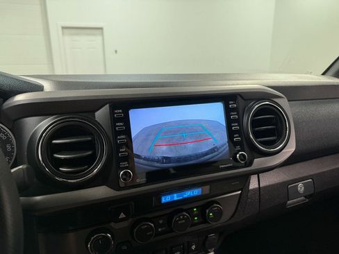 Used 2021 Toyota Tacoma TRD Off-Road w/ Technology Package image 79