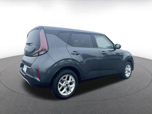 Used 2025 Kia Soul LX w/ LX Technology Package image 15