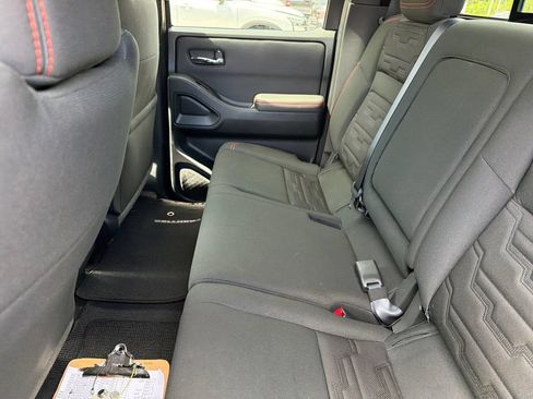 Used 2024 Nissan Frontier Pro-X RWD image 31