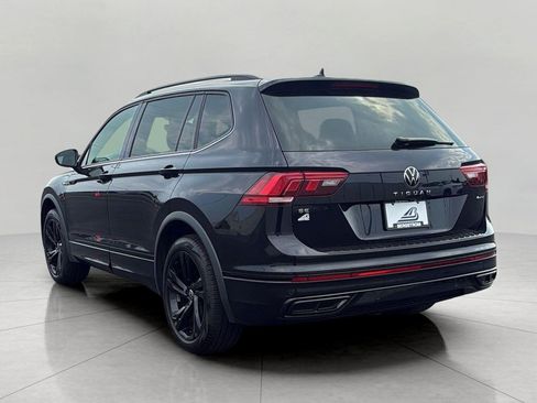 Used 2024 Volkswagen Tiguan SE R-Line AWD/4WD image 4