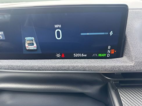 Used 2025 Ford Mustang Mach-E Premium image 25