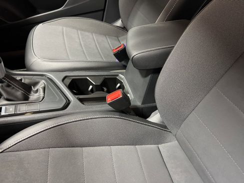 Certified 2023 Volkswagen Taos SE image 26