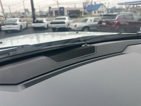 Used 2018 RAM 2500 Tradesman w/ Chrome Appearance Group image 45