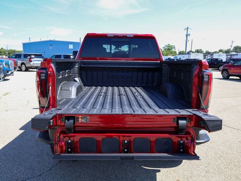 New 2026 GMC Sierra 2500 AT4X w/ LPO, Black Badging Package AWD/4WD image 5