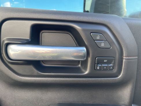 Used 2022 GMC Sierra 2500 AT4 w/ AT4 Premium Plus Package image 26