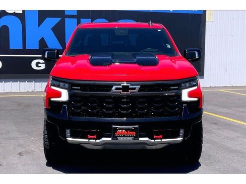 Used 2024 Chevrolet Silverado 1500 ZR2 w/ Technology Package AWD/4WD image 3
