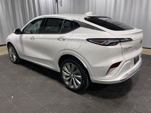 New 2025 Buick Envista Avenir image 8