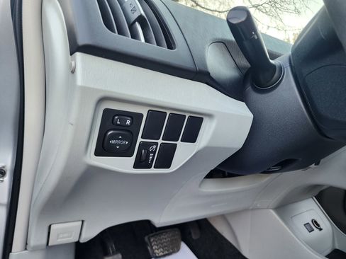 Used 2012 Toyota Prius Two image 37