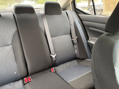 Used 2025 Nissan Versa SV w/ Trunk Package image 37