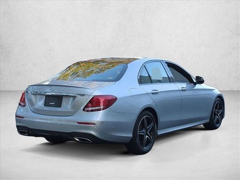 Used 2019 Mercedes-Benz E 300 image 5