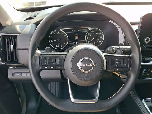 Certified 2022 Nissan Pathfinder S AWD/4WD image 18