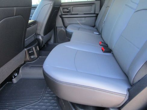New 2026 RAM 2500 Tradesman AWD/4WD image 25