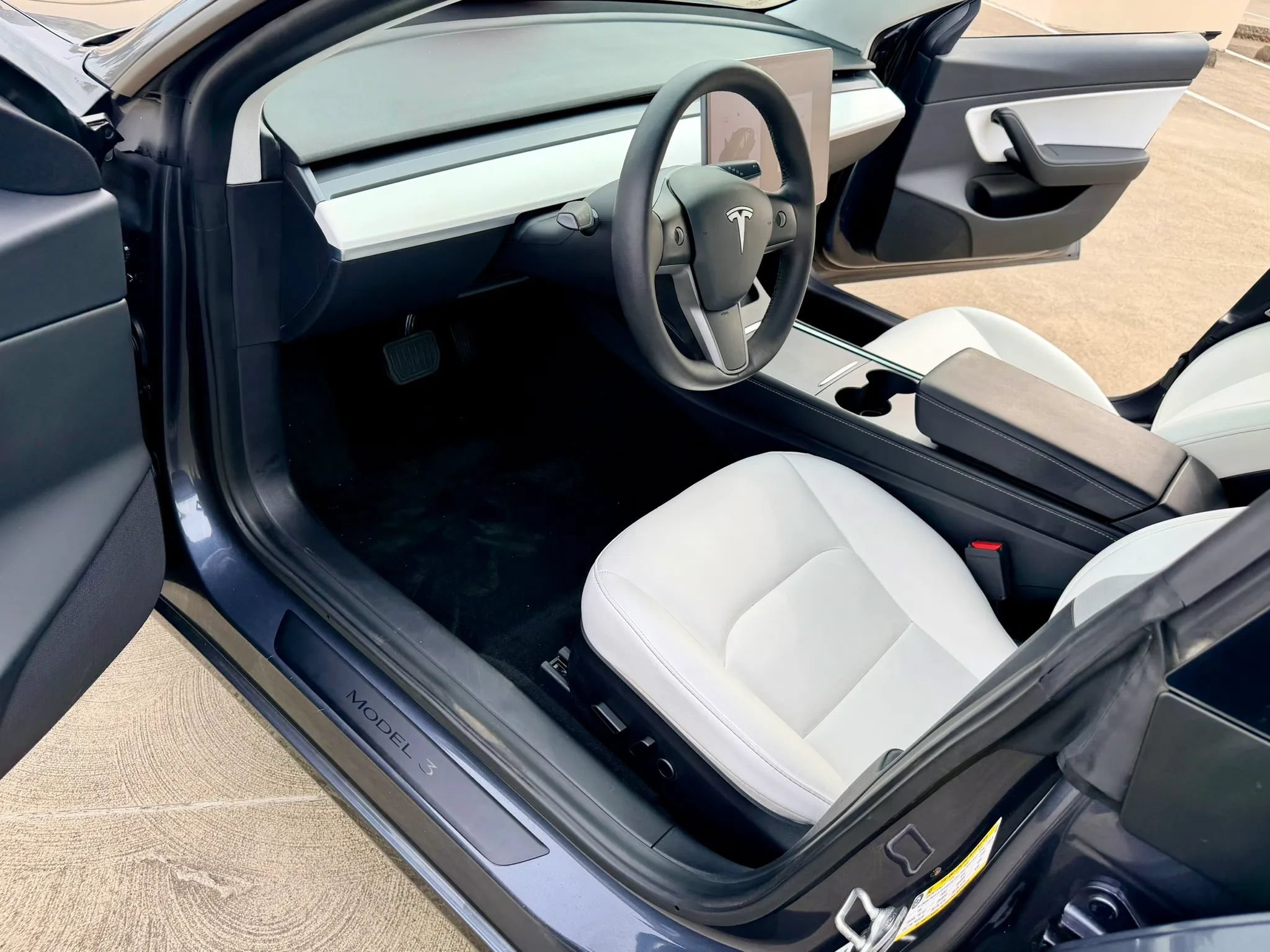 Used 2021 Tesla Model 3 Long Range AWD/4WD image 18
