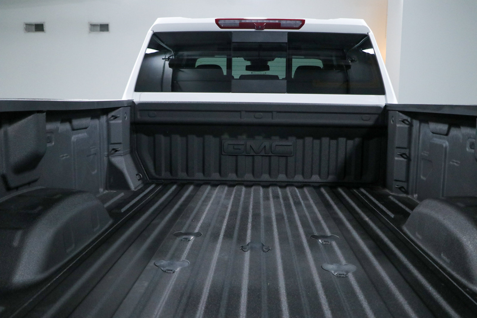 Used 2025 GMC Sierra 3500 Denali AWD/4WD image 32