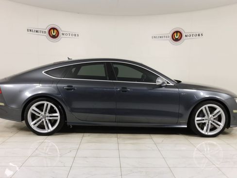 Used 2013 Audi S7 Prestige AWD/4WD image 2