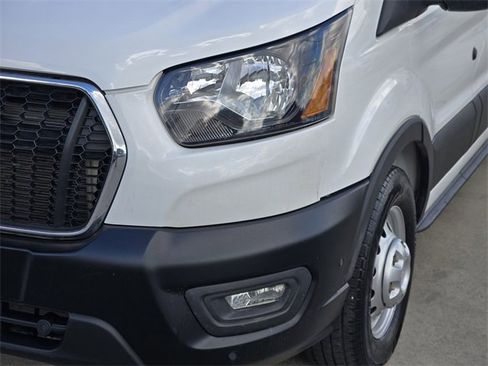 Used 2024 Ford Transit 350 XLT image 9