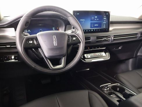 New 2026 Lincoln Corsair Premiere AWD/4WD image 2