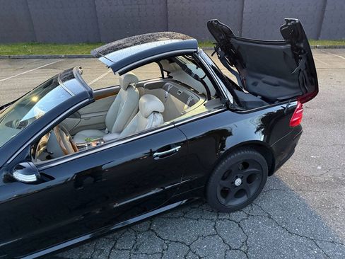 Used 2005 Mercedes-Benz SL 500 image 55