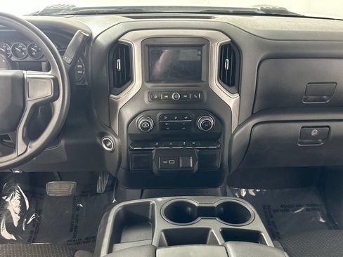 Used 2024 Chevrolet Silverado 2500 Custom RWD image 17