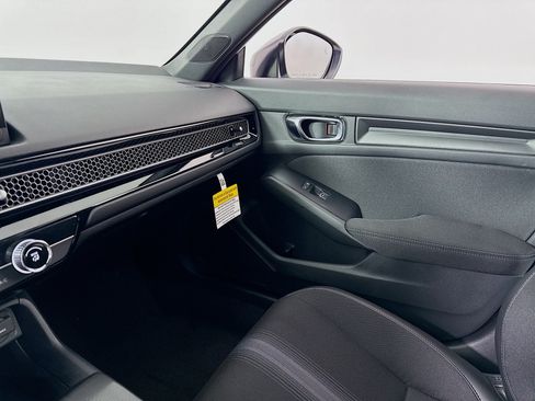 Used 2025 Honda Civic Sport image 26