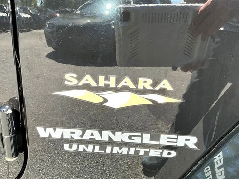 Used 2015 Jeep Wrangler Unlimited Sahara w/ Dual Top Group image 10