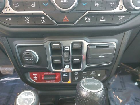 Used 2020 Jeep Gladiator Mojave image 28