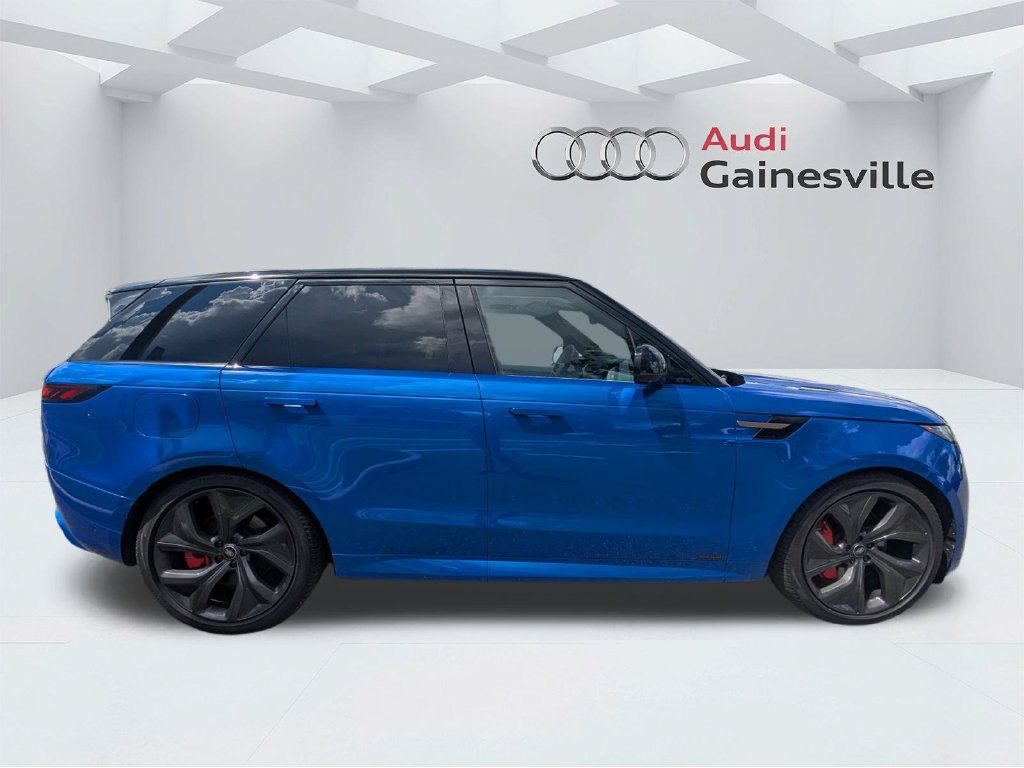 Used 2024 Land Rover Range Rover Sport Autobiography AWD/4WD image 2