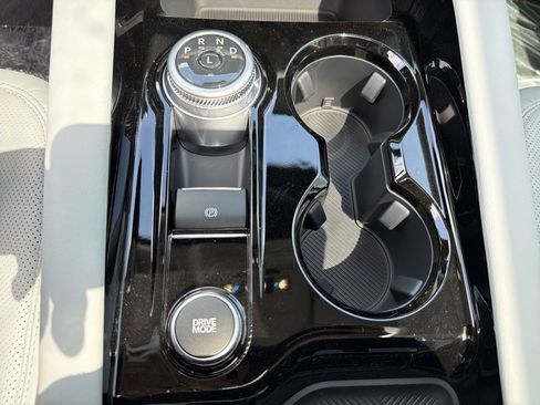 New 2026 Ford Explorer Platinum AWD/4WD image 12