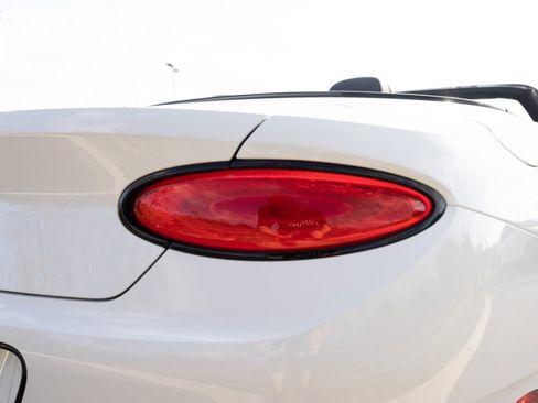Used 2024 Bentley Continental GT image 59