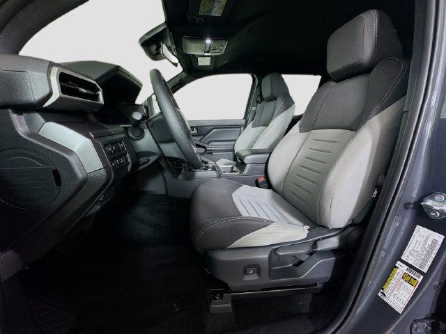 Used 2025 Toyota Tacoma TRD Off-Road AWD/4WD image 16