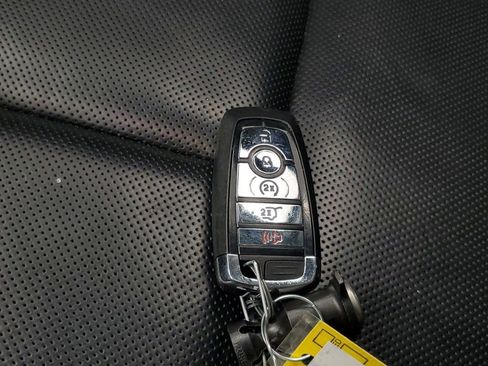 Used 2020 Lincoln Corsair AWD w/ Premium Package image 26