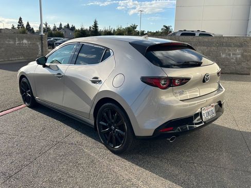 Used 2023 MAZDA MAZDA3 s image 7