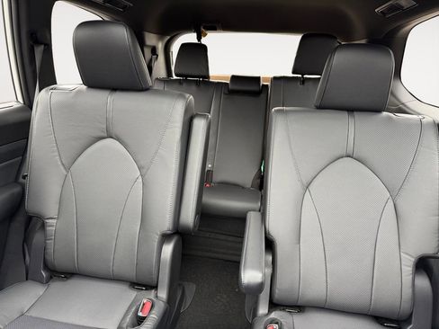 New 2026 Toyota Grand Highlander AWD Hybrid image 13