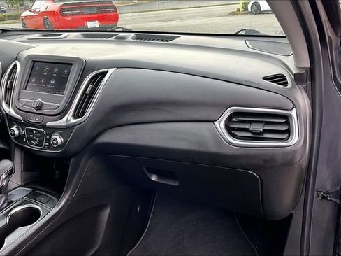 Used 2022 Chevrolet Equinox LT FWD image 21