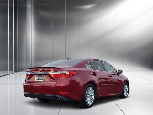 Used 2013 Lexus ES 350 350 w/ Luxury Pkg image 24