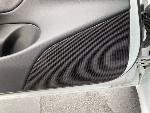 Used 2019 Tesla Model 3 Standard Range Plus image 23